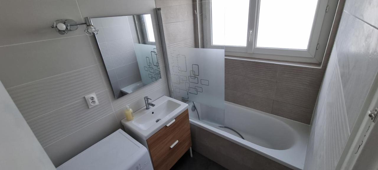 Logement Refait A Neuf - Clim & Parking Prive Montpellier Dış mekan fotoğraf